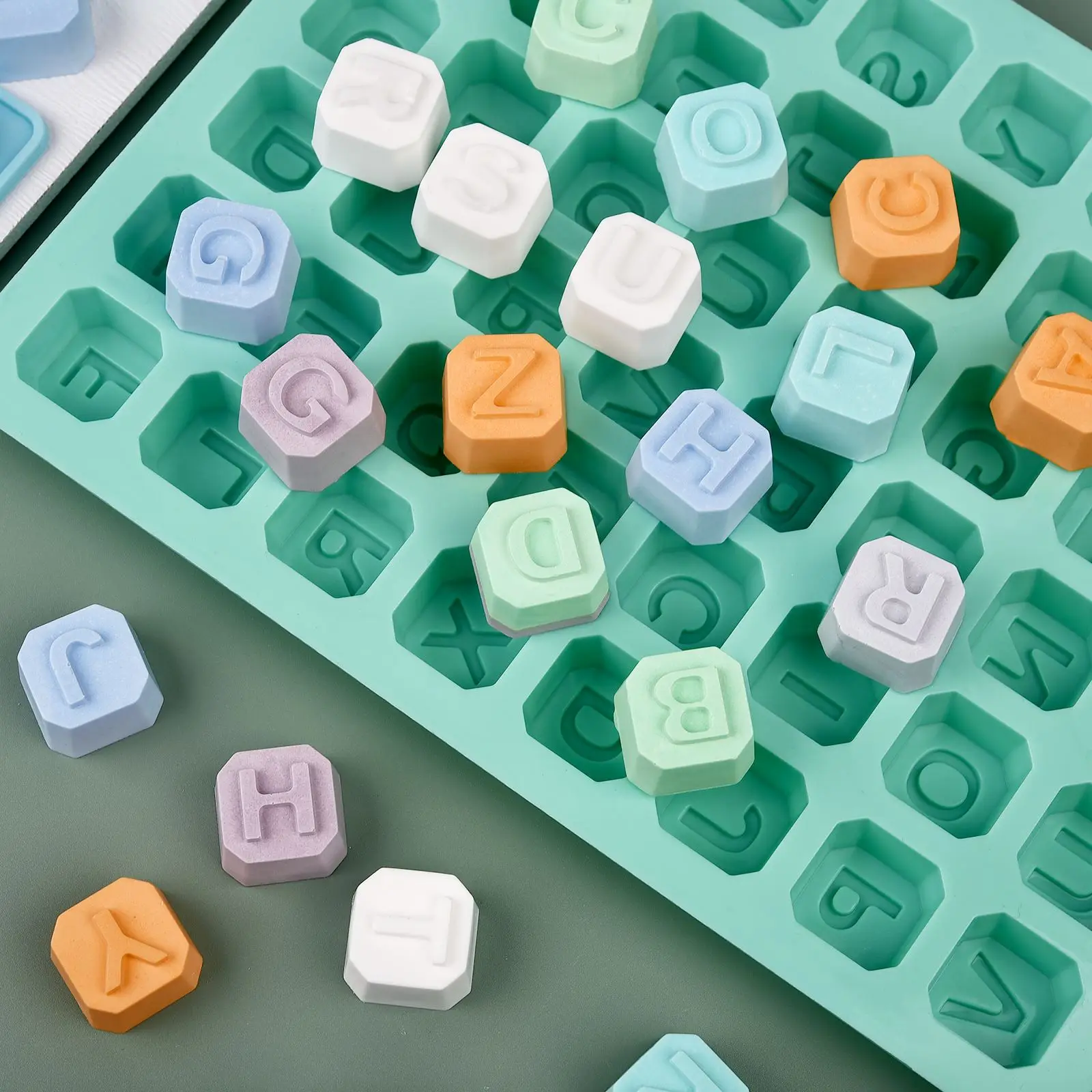 48 Letter Enghish Alphabet let - Soap Making Name recension och pris